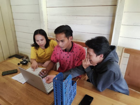 Kegiatan Menginput Data tim Operator